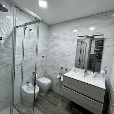 Miraglia 3* Naples